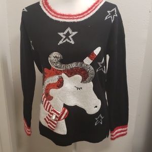 Christmas sweater unicorn medium 33 degrees